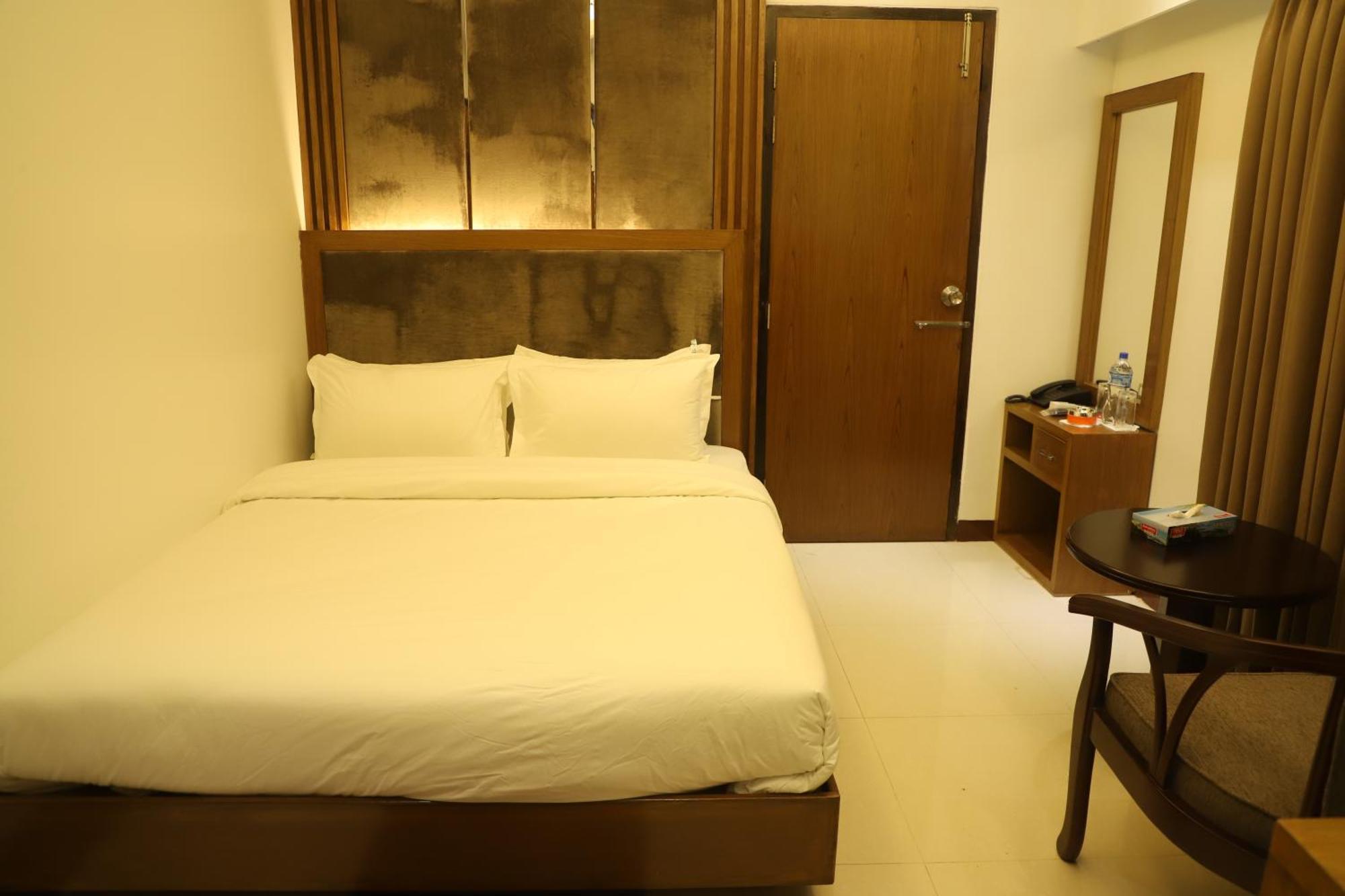Hotel Holy Gate Sylhet Extérieur photo