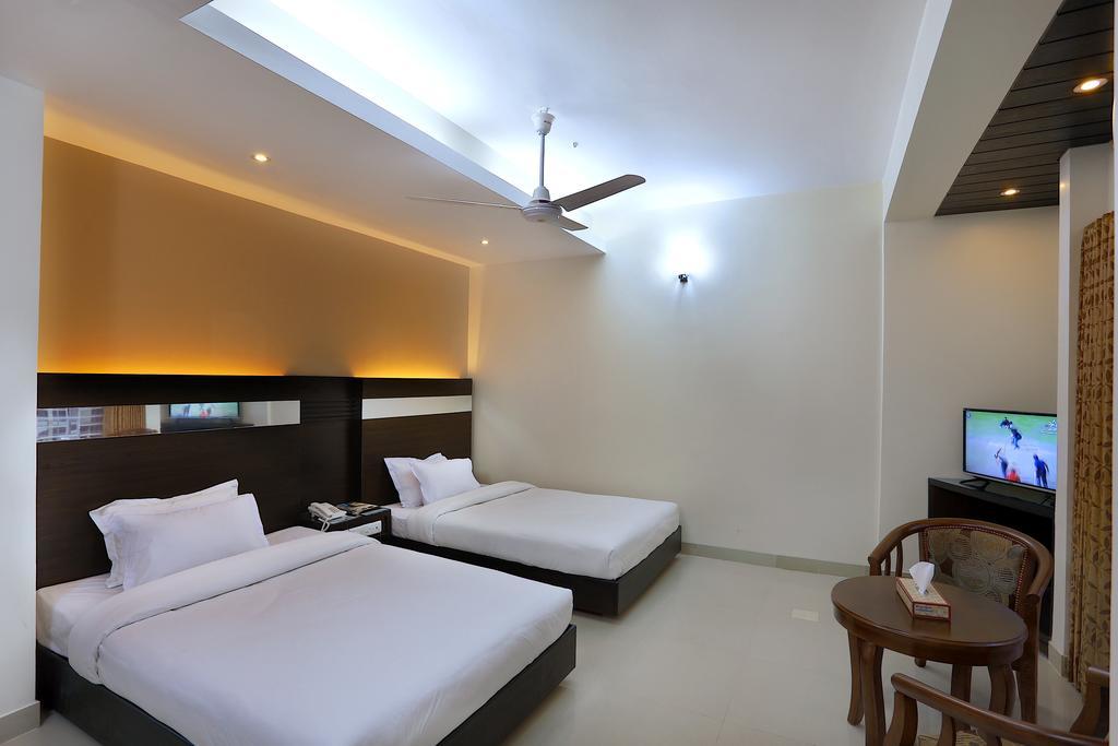 Hotel Holy Gate Sylhet Extérieur photo